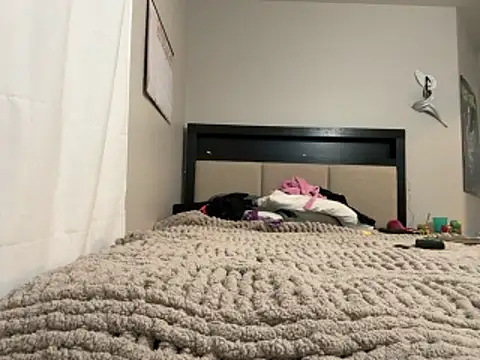 Snapshot of Intokink06 chatting on November 6, 2025, 2:45 am Intokink06 online show from November 6, 2025, 2:45 am