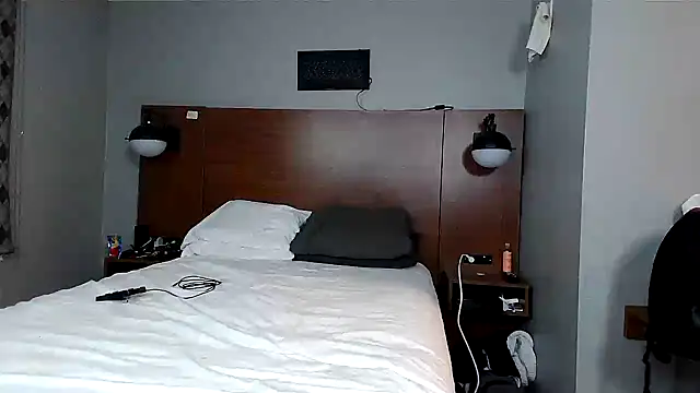 Snapshot of kittykat_1999@xh chatting on December 6, 2024, 3:52 am kittykat 1999xh online show from December 6, 2024, 3:52 am