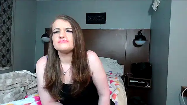 Snapshot of kittykat_1999@xh chatting on December 21, 2024, 10:06 am kittykat 1999xh online show from December 21, 2024, 10:06 am