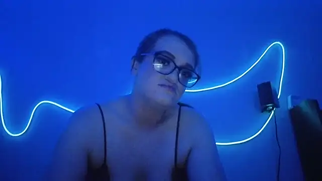 Snapshot of kittykat_1999@xh chatting on September 24, 2025, 9:12 am kittykat 1999xh online show from September 24, 2025, 9:12 am