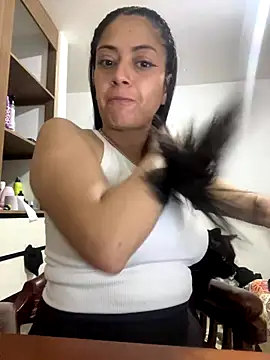 Snapshot of Juana19 chatting on November 12, 2025, 2:01 am Juana19 online show from November 12, 2025, 2:01 am