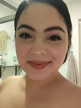 Snapshot of Lia_Hurley chatting on September 16, 2025, 2:07 pm Lia Hurley online show from September 16, 2025, 2:07 pm