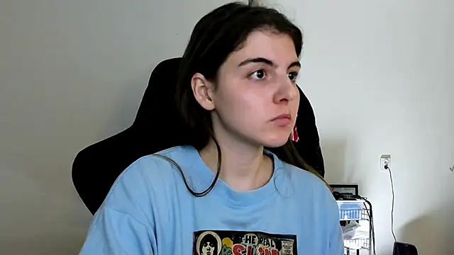 Snapshot of emmamurrr chatting on December 5, 2025, 7:54 pm emmamurrr online show from December 5, 2025, 7:54 pm