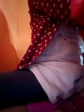 Snapshot of Mangla_Bhabhi chatting on January 8, 2025, 2:14 am Mangla Bhabhi online show from January 8, 2025, 2:14 am