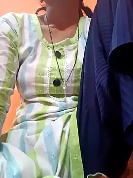 Snapshot of Mangla_Bhabhi chatting on October 28, 2025, 3:21 am Mangla Bhabhi online show from October 28, 2025, 3:21 am