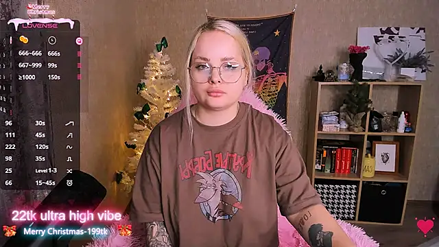 Snapshot of flower_sarah_ chatting on December 29, 2024, 12:12 pm flower sarah online show from December 29, 2024, 12:12 pm