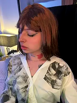 Bonnie vega online show from October 31, 2025, 8:43 pm