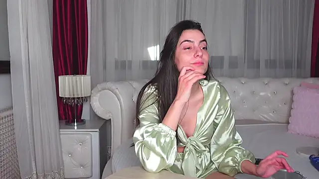 Snapshot of NinaCrystal1 chatting on January 15, 2025, 8:09 am NinaCrystal1 online show from January 15, 2025, 8:09 am