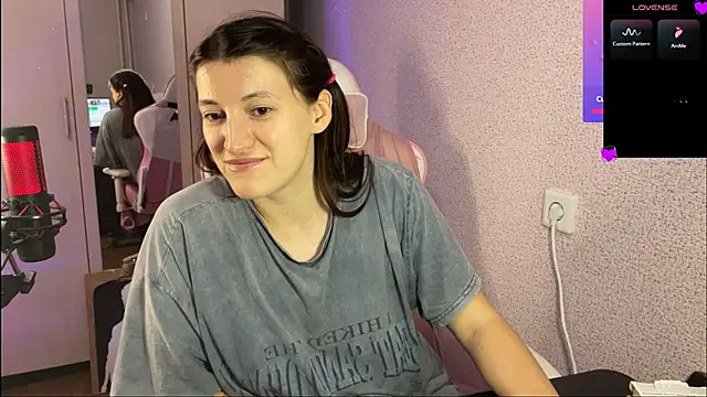 Snapshot of Katrin__kiss chatting on February 7, 2025, 8:31 pm Katrin kiss online show from February 7, 2025, 8:31 pm