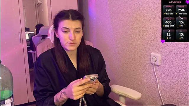 Snapshot of Katrin__kiss chatting on February 11, 2025, 6:33 pm Katrin kiss online show from February 11, 2025, 6:33 pm