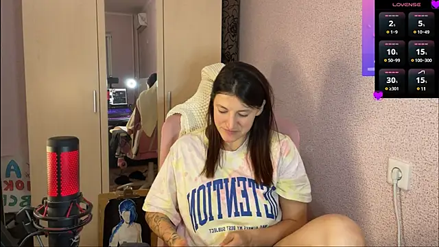 Snapshot of Katrin__kiss chatting on March 2, 2025, 6:51 pm Katrin kiss online show from March 2, 2025, 6:51 pm