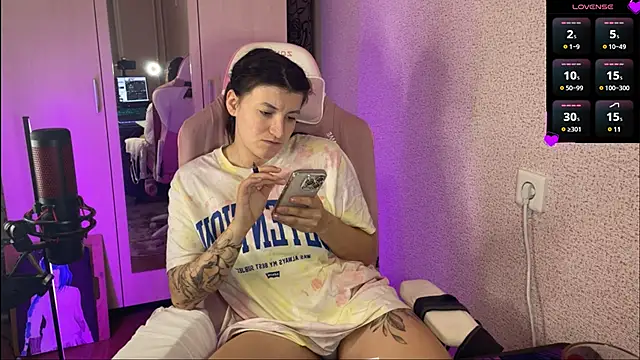 Snapshot of Katrin__kiss chatting on March 4, 2025, 4:20 pm Katrin kiss online show from March 4, 2025, 4:20 pm