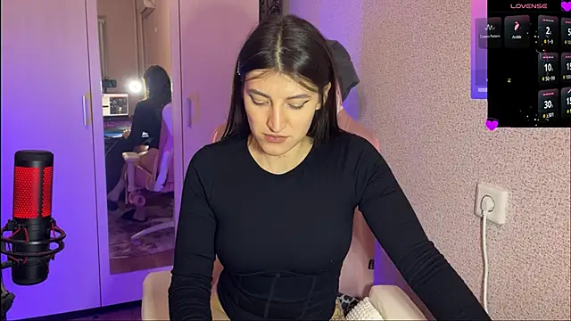 Snapshot of Katrin__kiss chatting on March 11, 2025, 6:52 pm Katrin kiss online show from March 11, 2025, 6:52 pm