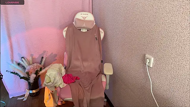 Snapshot of Katrin__kiss chatting on September 26, 2025, 9:24 am Katrin kiss online show from September 26, 2025, 9:24 am