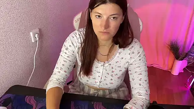 Snapshot of Katrin__kiss chatting on October 3, 2025, 7:49 am Katrin kiss online show from October 3, 2025, 7:49 am