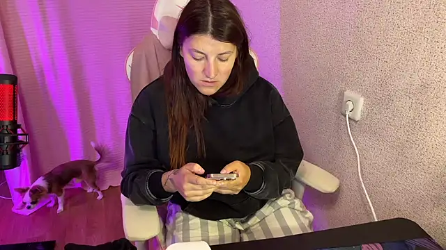 Snapshot of Katrin__kiss chatting on October 13, 2025, 3:56 pm Katrin kiss online show from October 13, 2025, 3:56 pm