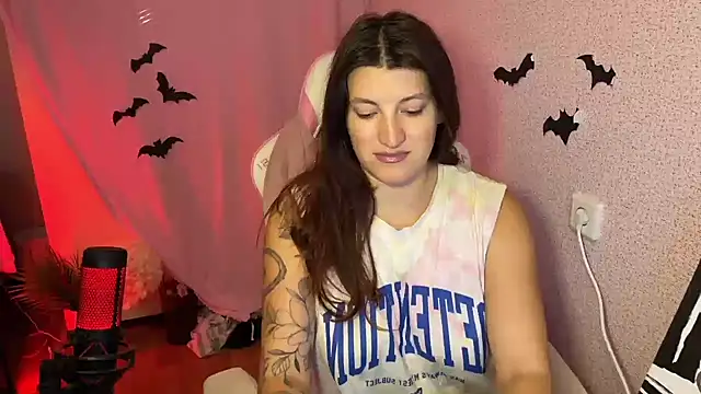 Snapshot of Katrin__kiss chatting on November 1, 2025, 2:19 pm Katrin kiss online show from November 1, 2025, 2:19 pm