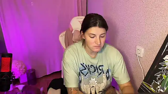 Snapshot of Katrin__kiss chatting on November 12, 2025, 3:56 pm Katrin kiss online show from November 12, 2025, 3:56 pm