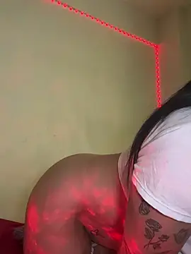 Snapshot of melisabunnny chatting on March 21, 2025, 12:17 pm melisabunnny online show from March 21, 2025, 12:17 pm