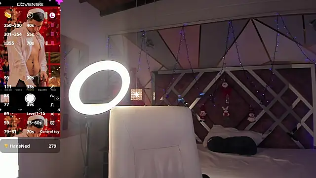 Snapshot of Brat_ chatting on December 31, 2024, 4:04 pm Brat online show from December 31, 2024, 4:04 pm