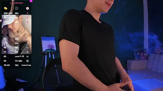 Snapshot of Brat_ chatting on January 24, 2025, 7:18 pm Brat online show from January 24, 2025, 7:18 pm