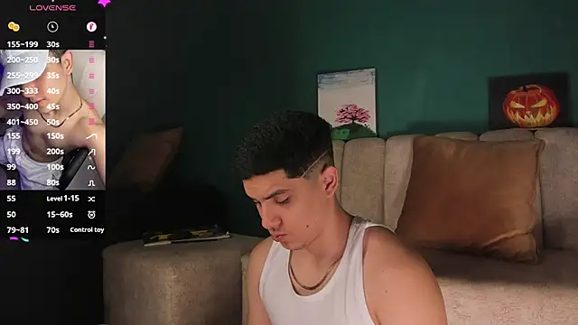 Snapshot of Brat_ chatting on February 20, 2025, 7:19 pm Brat online show from February 20, 2025, 7:19 pm