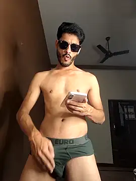 Palyboy426 online show from September 22, 2025, 1:24 pm