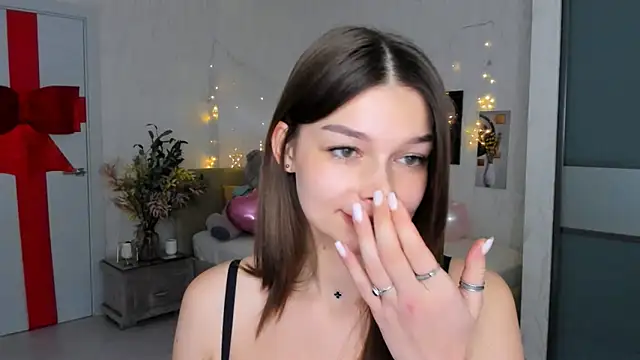 ContinentOfTranquility online show from February 13, 2025, 4:54 am