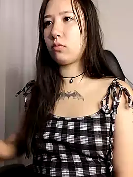 Japabaixinha online show from February 1, 2025, 4:56 am