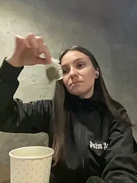 Snapshot of Jinna_milli chatting on March 18, 2025, 9:53 pm Jinna milli online show from March 18, 2025, 9:53 pm