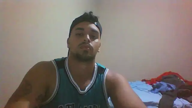 Xcumshot33 online show from December 17, 2025, 3:23 am