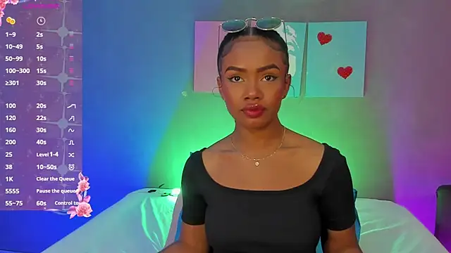 EmmaSmith06 online show from November 19, 2025, 5:24 pm