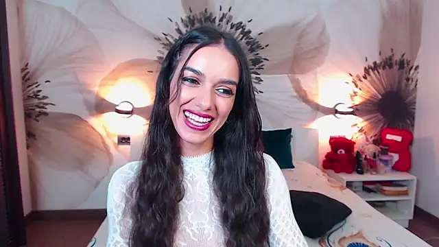 Snapshot of KatherineBisou chatting on September 13, 2025, 3:56 pm KatherineBisou online show from September 13, 2025, 3:56 pm