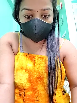 Monalisa Singh online show from November 15, 2025, 5:42 pm