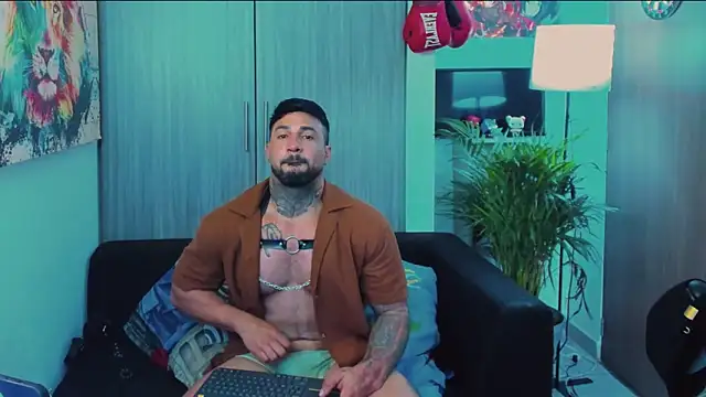 Snapshot of naugthy_dominant chatting on November 23, 2025, 3:56 pm naugthy dominant online show from November 23, 2025, 3:56 pm