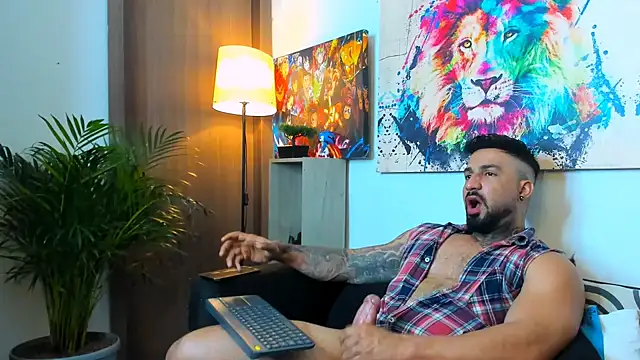 Snapshot of naugthy_dominant chatting on November 28, 2025, 11:40 pm naugthy dominant online show from November 28, 2025, 11:40 pm