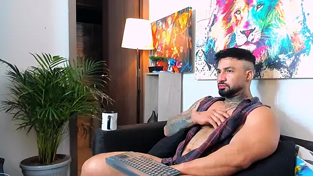 Snapshot of naugthy_dominant chatting on November 30, 2025, 9:02 am naugthy dominant online show from November 30, 2025, 9:02 am