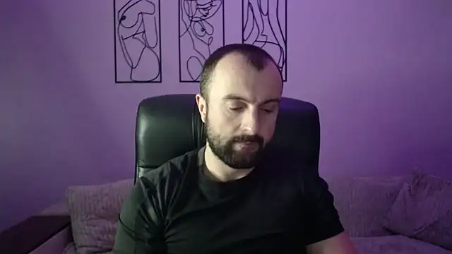 brindlefly6969 online show from November 20, 2025, 12:05 pm