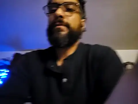 Snapshot of Forbidden_daddy chatting on January 16, 2025, 7:17 am Forbidden daddy online show from January 16, 2025, 7:17 am