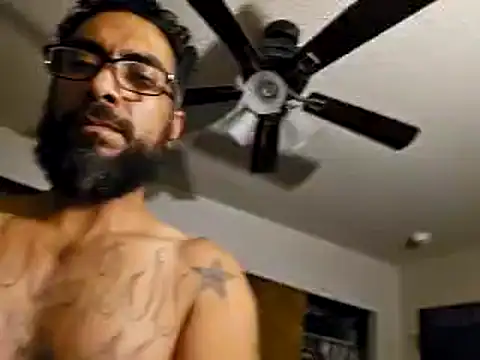 Snapshot of Forbidden_daddy chatting on February 8, 2025, 8:42 am Forbidden daddy online show from February 8, 2025, 8:42 am