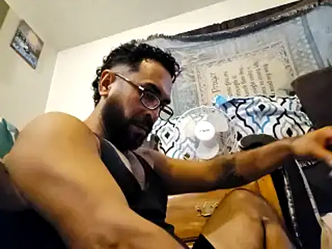 Snapshot of Forbidden_daddy chatting on February 16, 2025, 8:54 am Forbidden daddy online show from February 16, 2025, 8:54 am