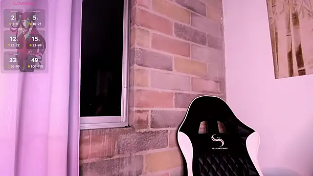 Im Scarlet online show from October 22, 2025, 11:04 pm