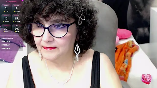 cataleya mom online show from March 17, 2025, 3:36 am