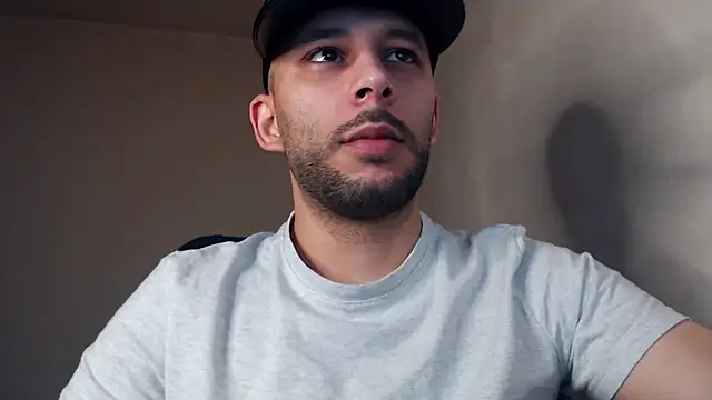 henryaxe online show from November 2, 2025, 1:35 pm