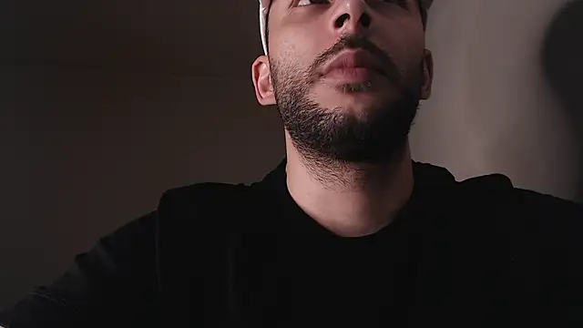 henryaxe online show from November 10, 2025, 2:32 am