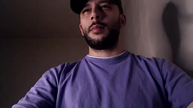 henryaxe online show from November 12, 2025, 2:23 am