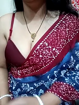 Snapshot of Priya_Boudi chatting on October 31, 2025, 6:09 pm Priya Boudi online show from October 31, 2025, 6:09 pm