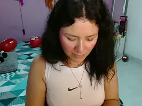 Snapshot of soniafuckboobs chatting on March 11, 2025, 3:23 pm soniafuckboobs online show from March 11, 2025, 3:23 pm