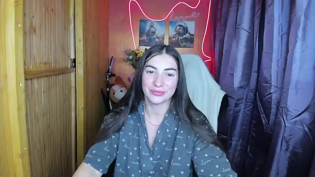 Snapshot of Fiery_Brunette_ chatting on December 26, 2024, 2:59 pm Fiery Brunette  online show from December 26, 2024, 2:59 pm