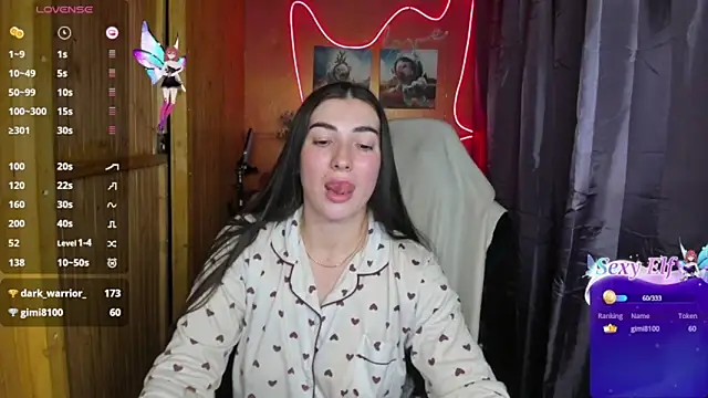 Snapshot of Fiery_Brunette_ chatting on December 31, 2024, 5:55 am Fiery Brunette  online show from December 31, 2024, 5:55 am